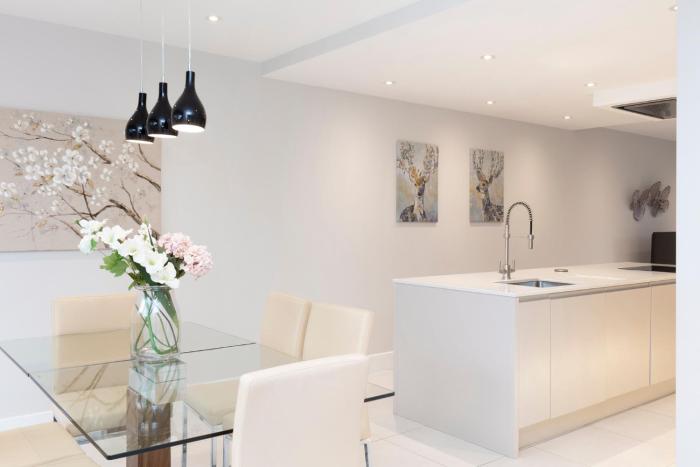 stunning central windsor town house