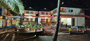 lake tree homes and resorts