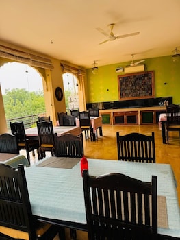 hotel diamond villa safari jaisalmer