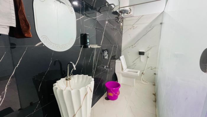 rk paying guest house