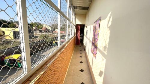 rk paying guest house