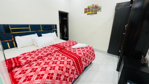 rk paying guest house