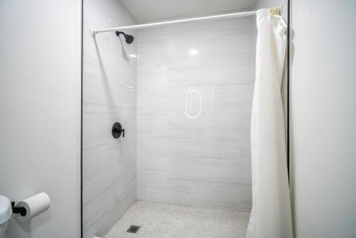 Erth Inn By Aga- San Ysidro,4625 Border Village Rd,3 star