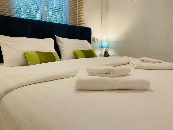 malai maikhao near beach