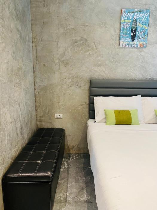 malai maikhao near beach