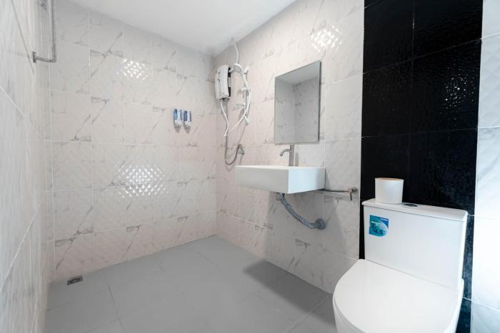 malai maikhao near beach