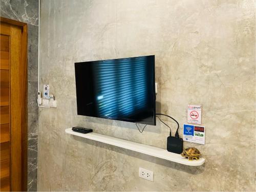 malai maikhao near beach