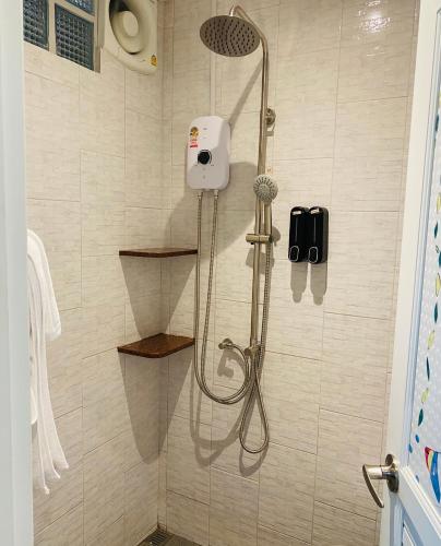 malai maikhao near beach