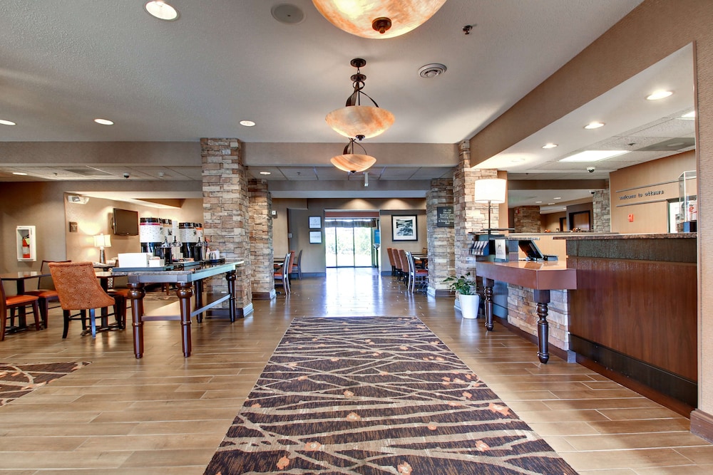 hampton inn ottawa starved rock area
