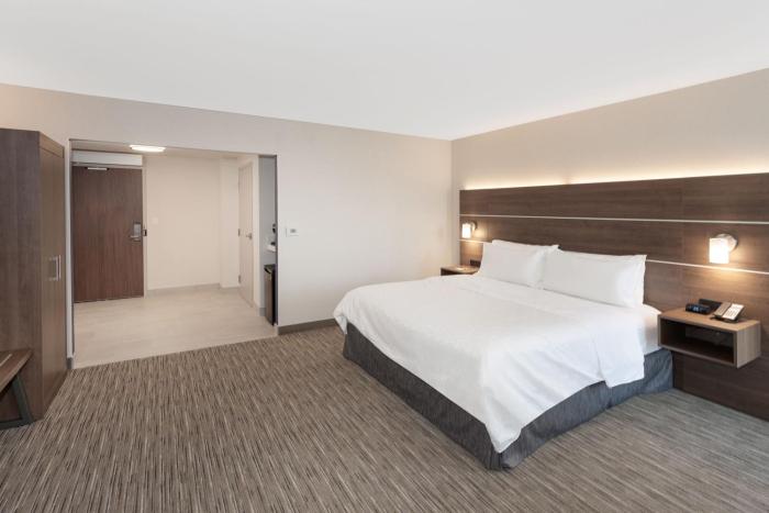 holiday inn express hotel and suites ottawa airport by ihg