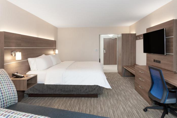 holiday inn express hotel and suites ottawa airport by ihg