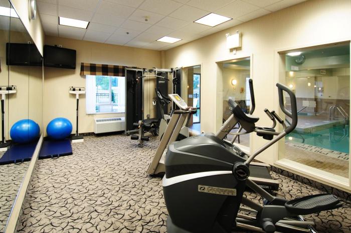 holiday inn express hotel and suites ottawa airport by ihg