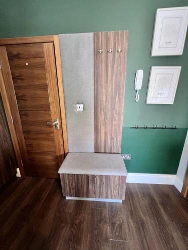 cozy london apartment with great location