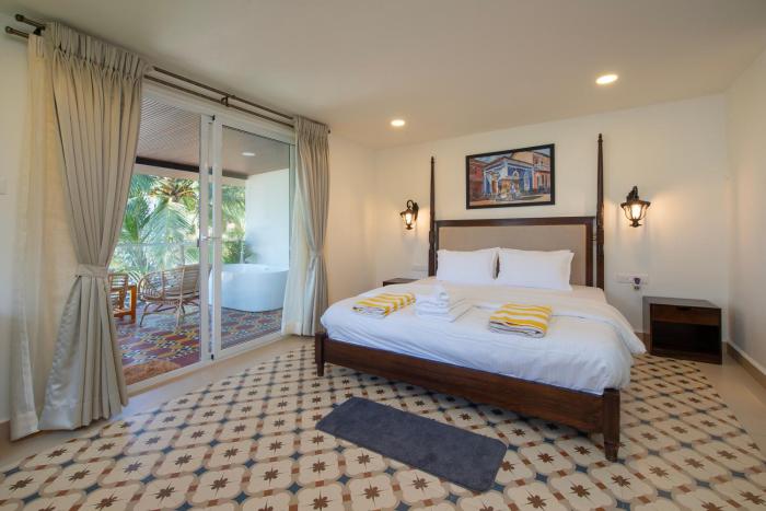 the rose goa beach resort