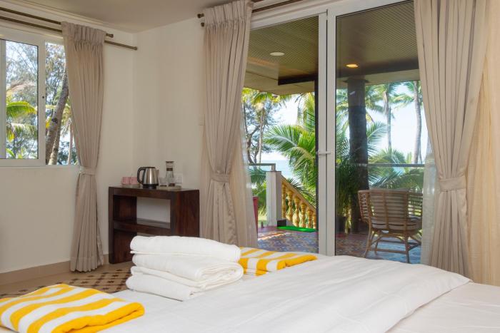 the rose goa beach resort