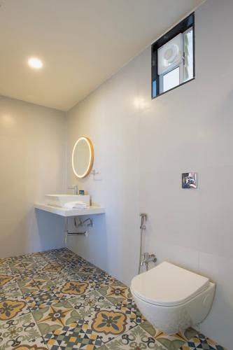 the rose goa beach resort