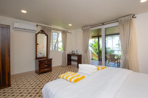 the rose goa beach resort