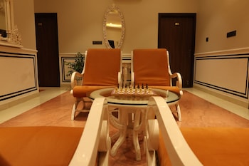 jaipur qila boutique hotel and roof cafe