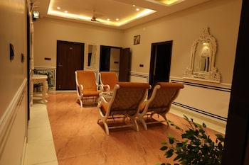 jaipur qila boutique hotel and roof cafe