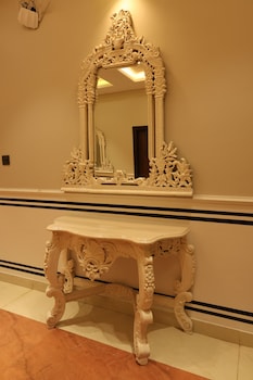 jaipur qila boutique hotel and roof cafe