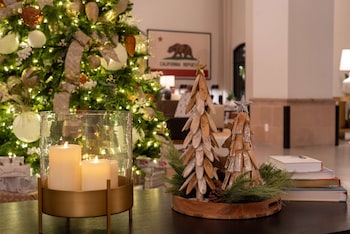 Zachari Dunes On Mandalay Beach, Curio Collection By Hilton,Oxnard>>Los Angeles,4 star