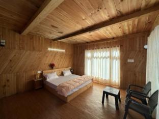 timber nest cottage