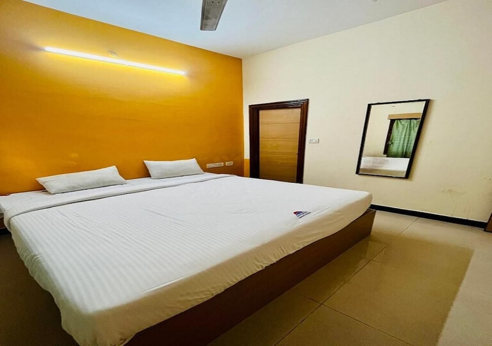 lingaas archana homestay