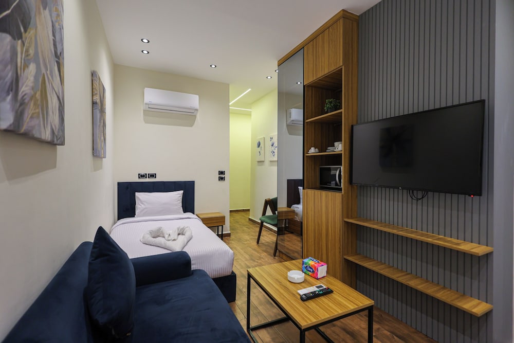 elite boutique hotel