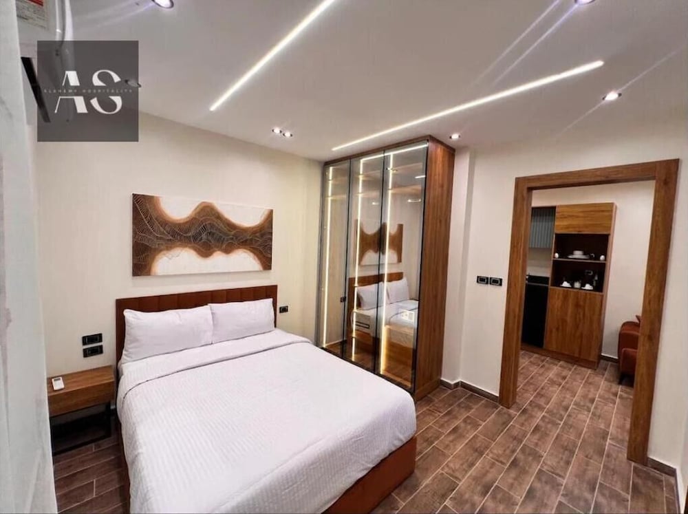 elite boutique hotel