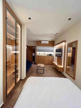 elite boutique hotel