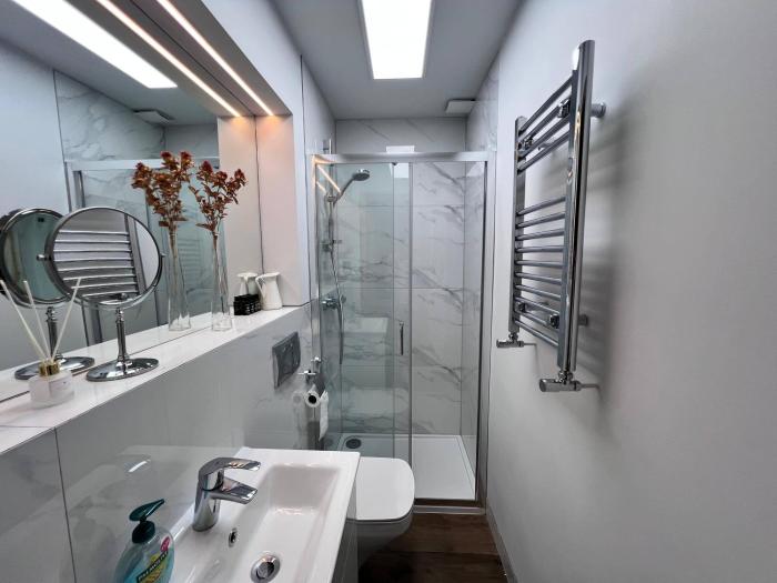 london studio retreat colney hatch lane