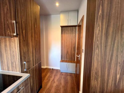 london studio retreat colney hatch lane