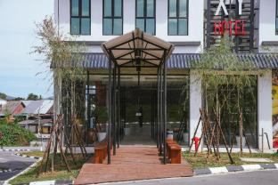 roxy hotel siniawan