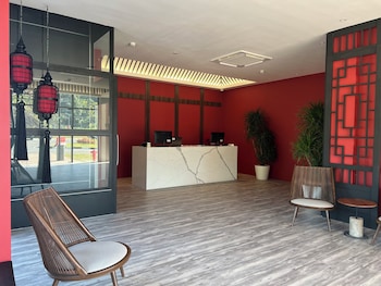Roxy Hotel Siniawan,,2 star
