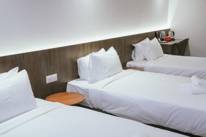roxy hotel siniawan