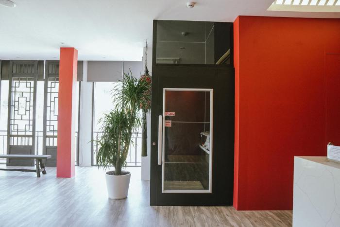 roxy hotel siniawan