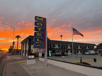 Rawls Motel,,3 star