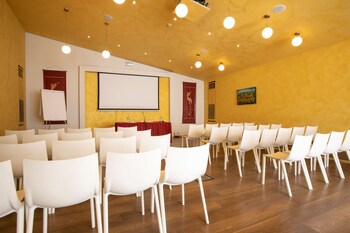best western ai cavalieri hotel