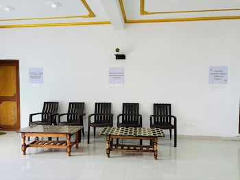 Prafull Hotel,,2 star