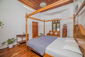 savithri bungalow by xploreindo