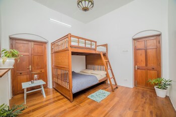 savithri bungalow by xploreindo