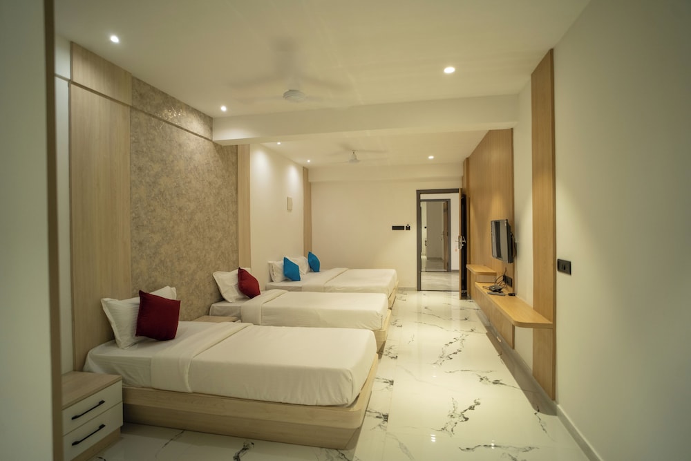 hotel the mansion deralakatte mangalore