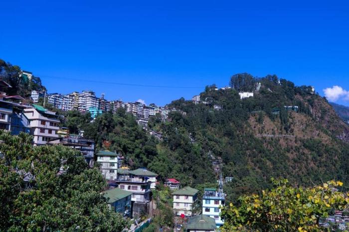 ronglyang lotus villa homestay near mg road