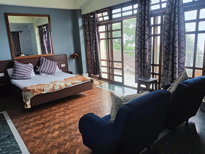 ronglyang lotus villa homestay near mg road