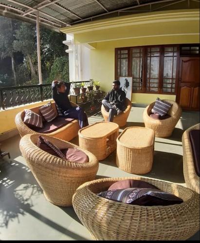 ronglyang lotus villa homestay near mg road