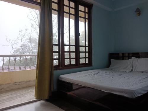 ronglyang lotus villa homestay near mg road