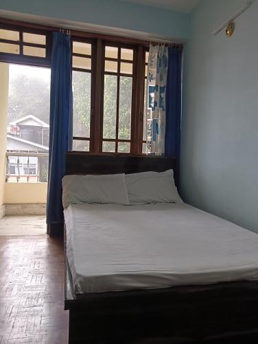 ronglyang lotus villa homestay near mg road