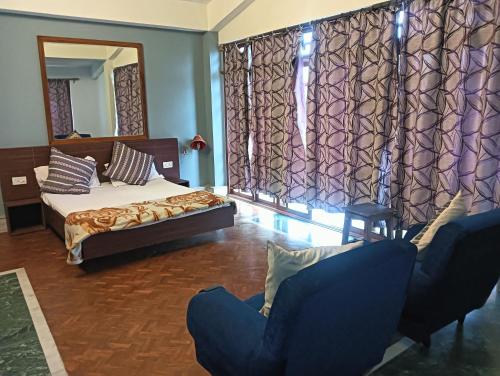 ronglyang lotus villa homestay near mg road