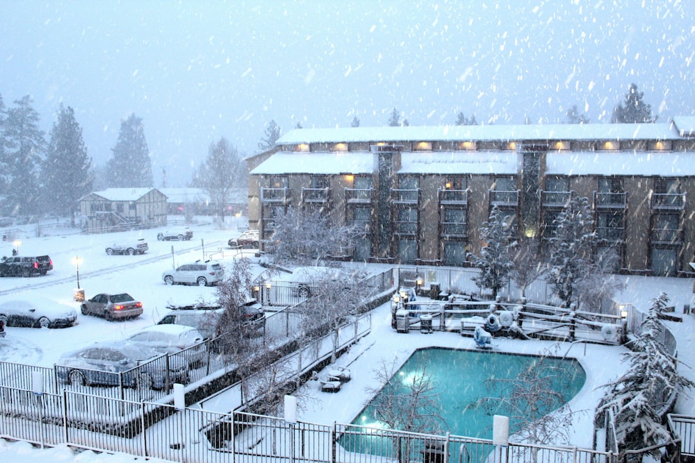 holiday inn resort the lodge at big bear lake