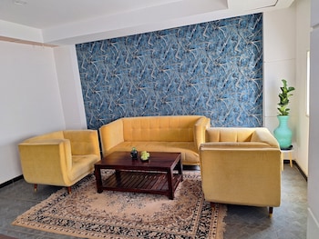 green valley suites